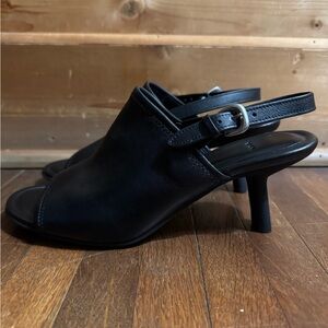 Vince mules size 7.5 leather mules brand new